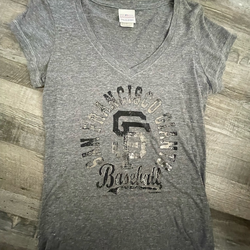 SAN FRANCISCO GIANTS TSHIRT